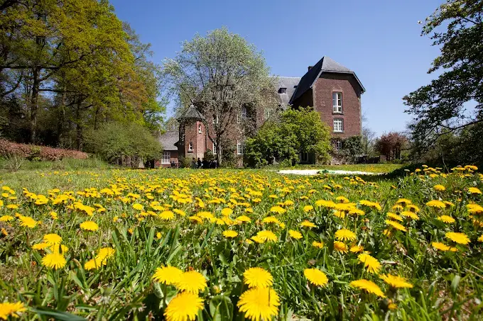 Akasha Retreat Center
